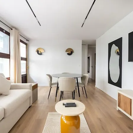 6 Pers #2 #2 Sdb #pere Lachaise #paris 20 דירה