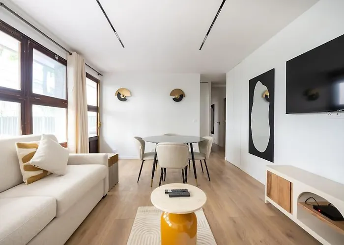 6 Pers #2 #2 Sdb #père Lachaise #paris 20 Appartement